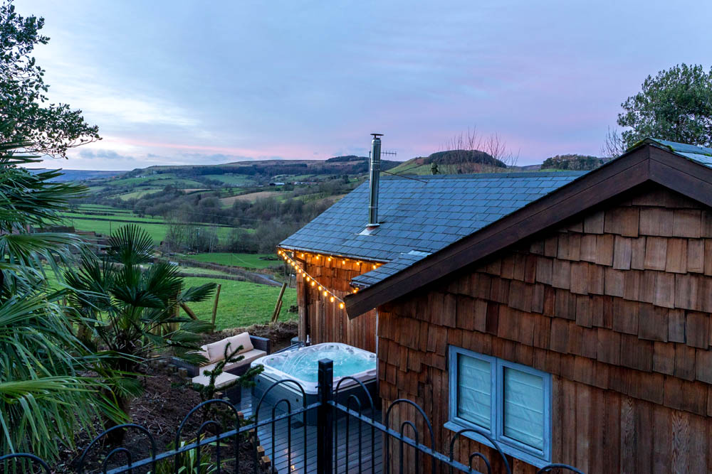 The Knoll is a 2 bedroom idyllic cottage situated in the picturesque village of Rosedale Abbey